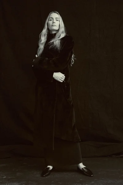 Look 16